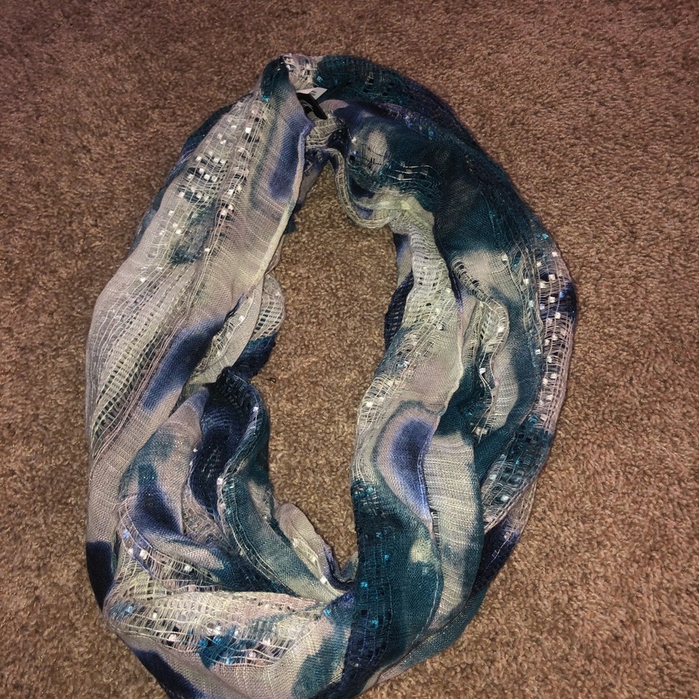 Patterned Blue and White Infinity Scarf